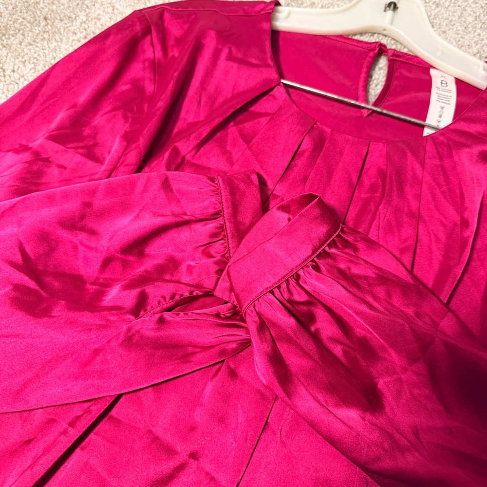 B Darlin Magenta Pink Satin Pleated Neck Long Sleeve Blouse XL Keyhole Back